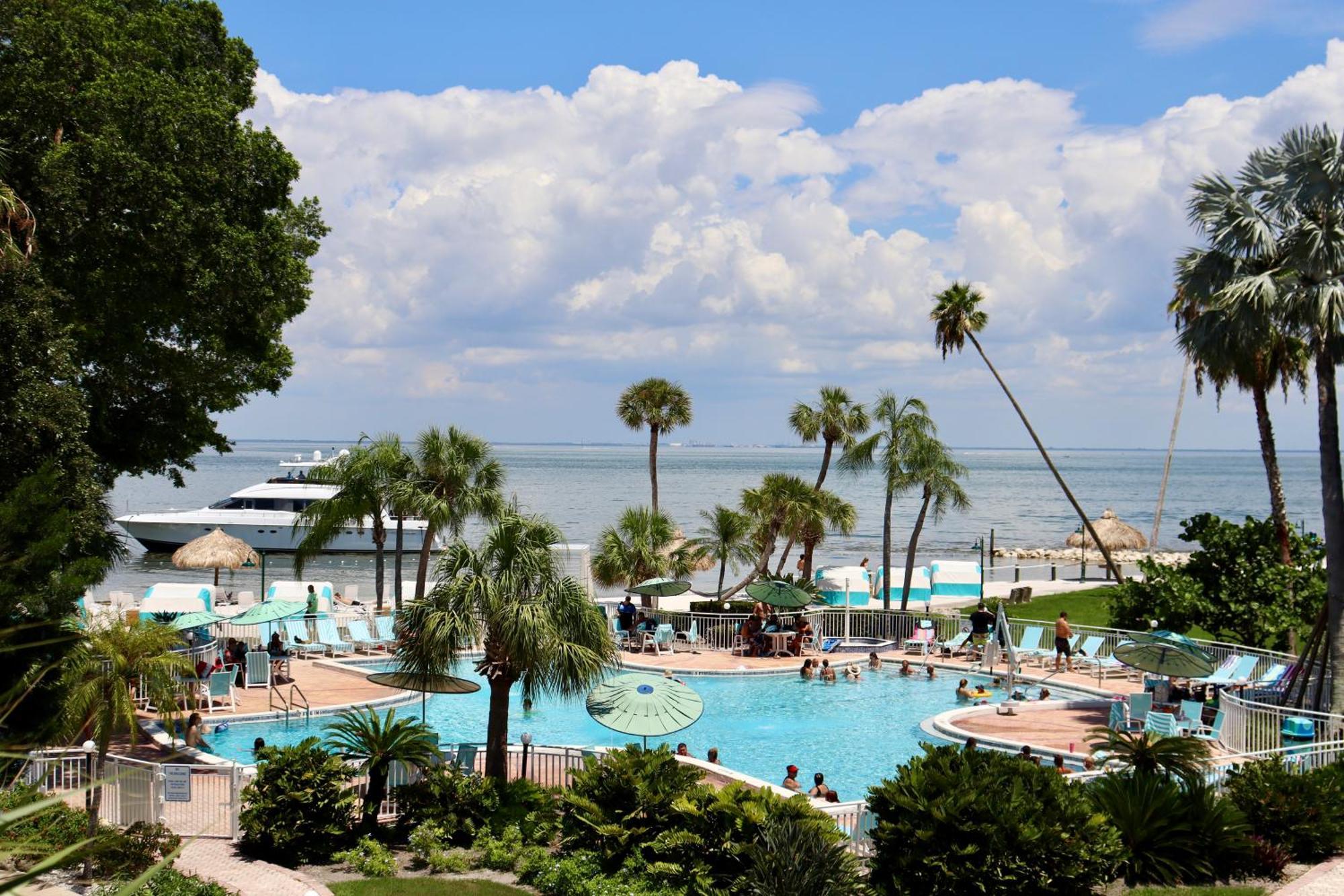 סיינט פיטרסברג Skybeach Resort מראה חיצוני תמונה